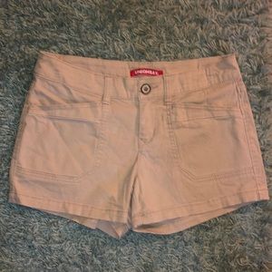 Juniors size 7 khaki shorts
